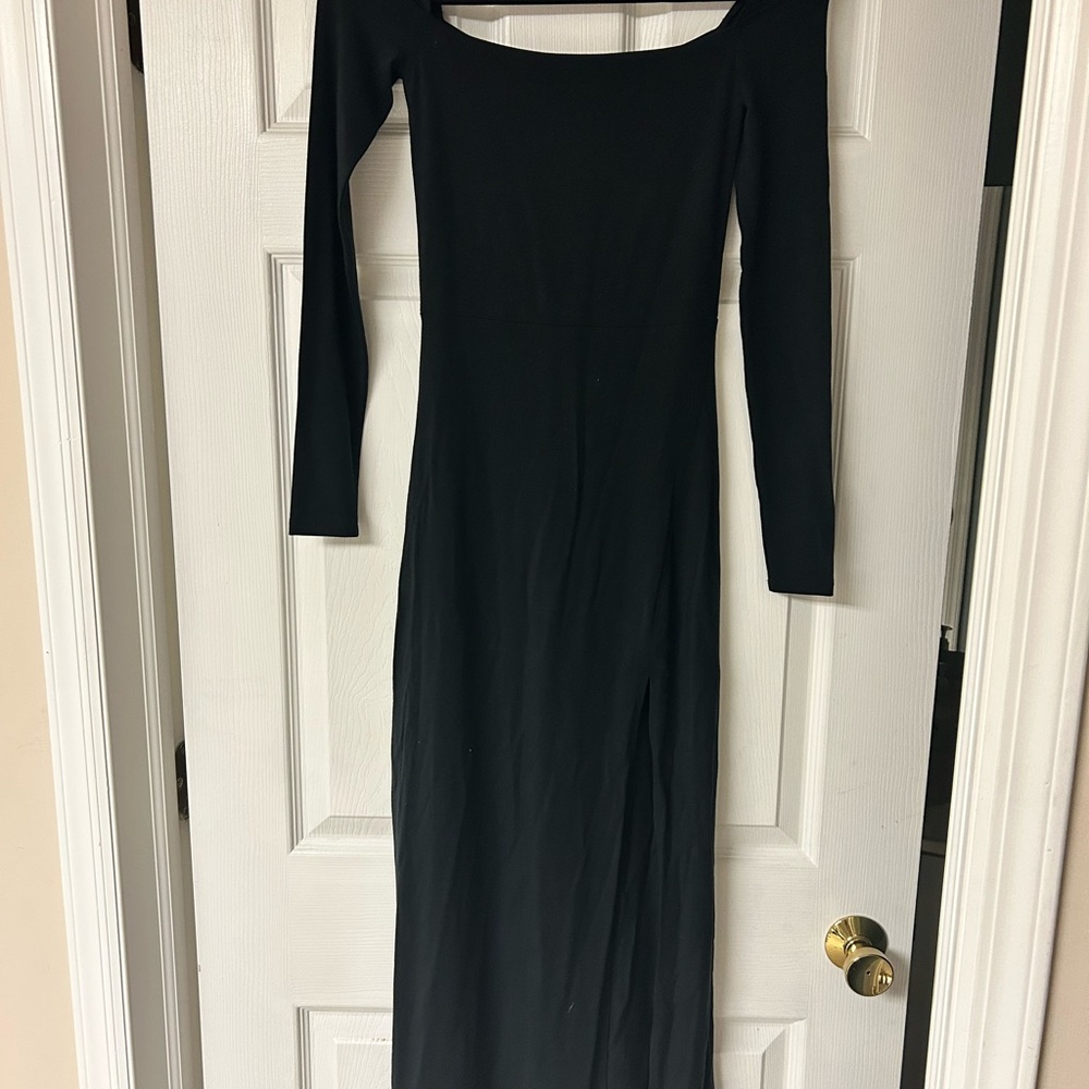 Wilfred Black Sheath Dress Square Neck Long Sleeve